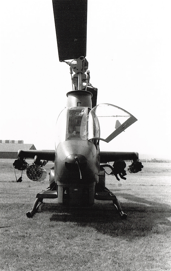 Naam: Foto 363. Bell AH-1G Huey Cobra (16003). US Army. Greenham Common, 7 aug. 1973, kopie.jpg
Bekeken: 596
Grootte: 424,7 KB