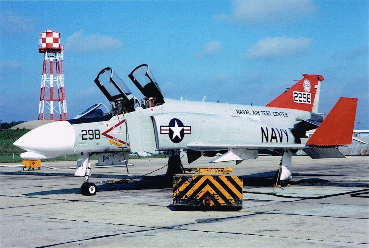 Naam: Foto 367. McDonnell Douglas F-4B Phantom (152298), 1975. US Navy, NATC, kopie.jpg
Bekeken: 548
Grootte: 141,0 KB