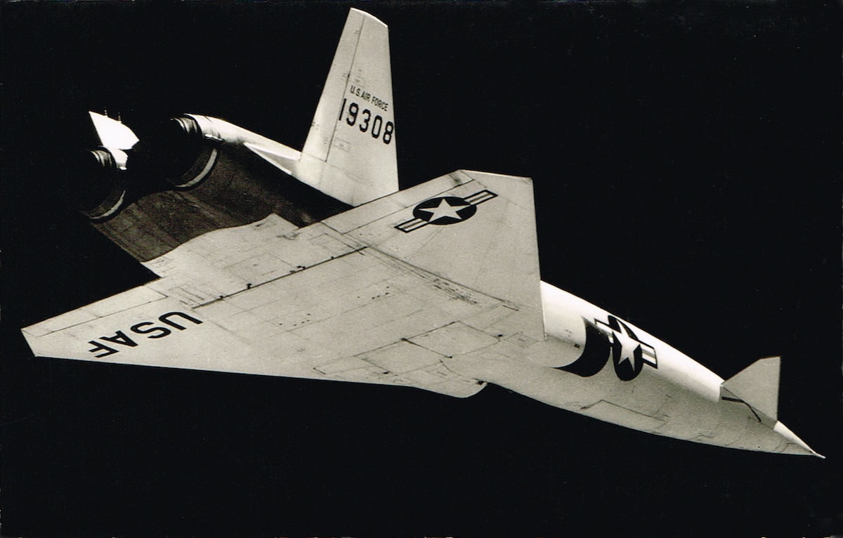 Naam: Foto 373. North American X-10, kopie.jpg
Bekeken: 713
Grootte: 218,3 KB