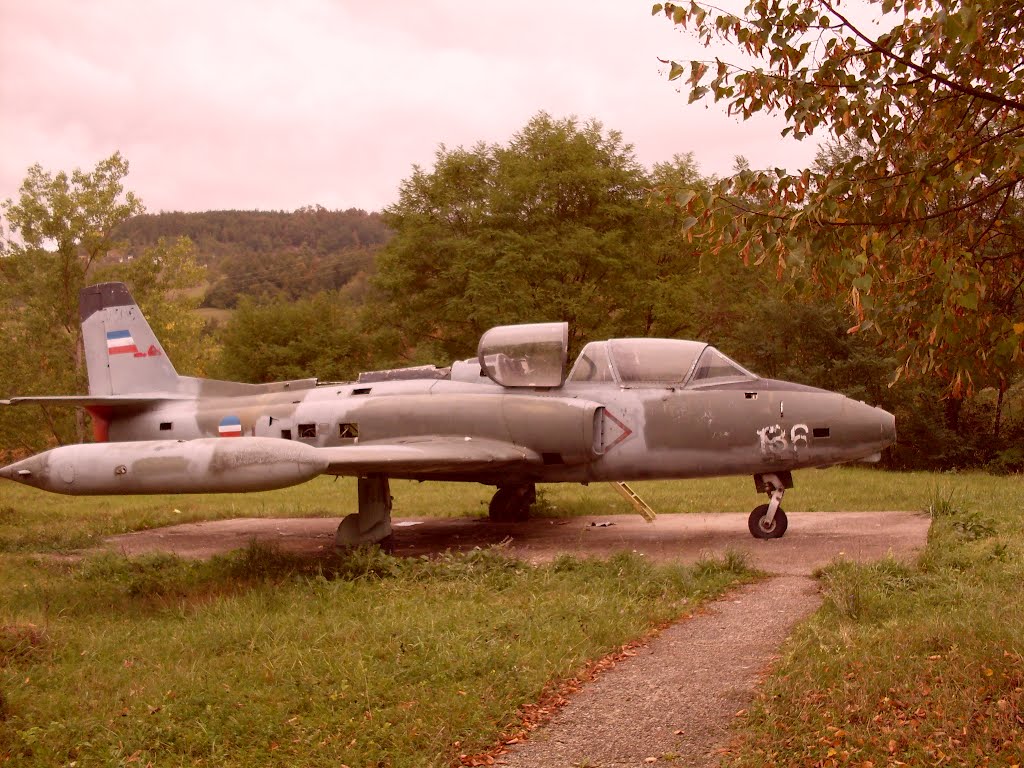 Naam: G-2A Galeb -Ravni, Serbia.jpg
Bekeken: 709
Grootte: 175,3 KB