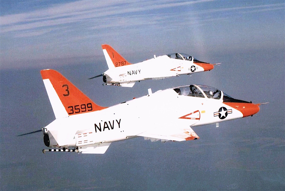 Naam: Foto 377. Boeing T-45 Goshawk (navalised version of the BAE Systems Hawk), kopie.jpg
Bekeken: 811
Grootte: 256,4 KB