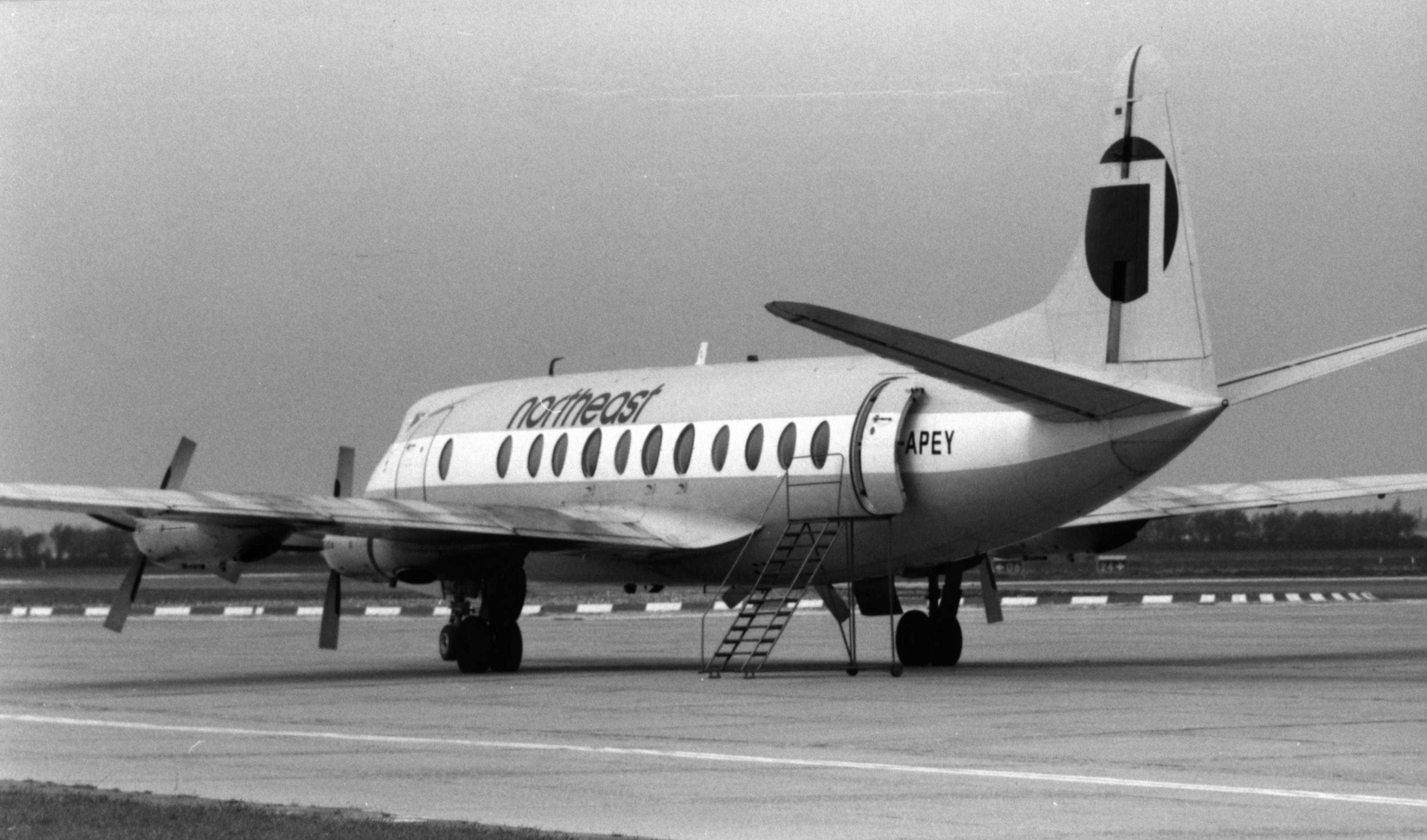 Naam: 11. G-APEY Vickers Viscount, Norteast.jpg
Bekeken: 1940
Grootte: 509,4 KB