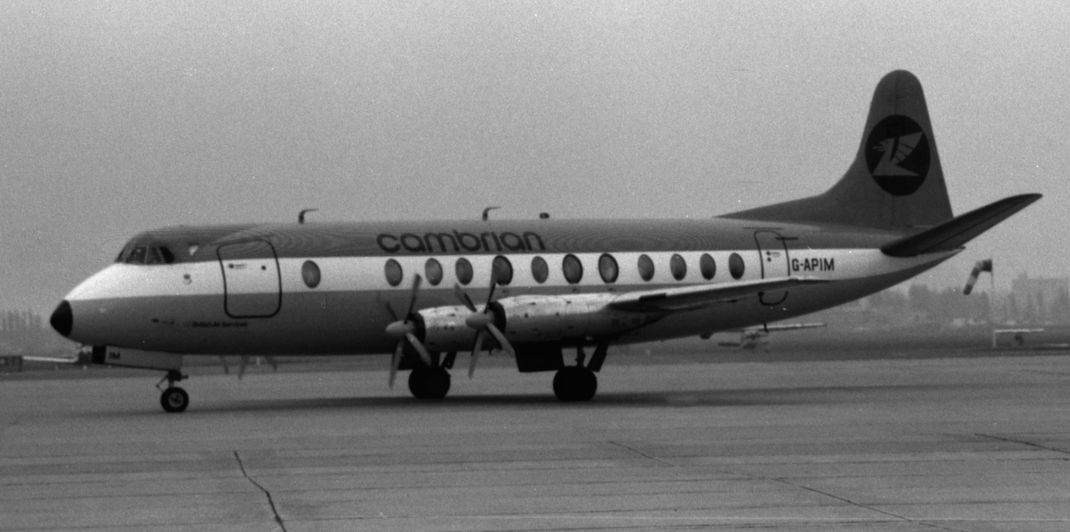 Naam: 12. G-APIM Vickers 813 Viscount Cambrian.jpg
Bekeken: 1801
Grootte: 505,7 KB
