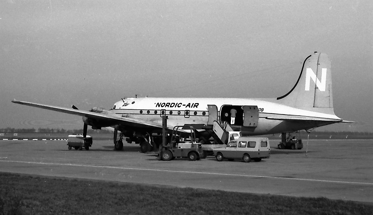 Naam: 17. Douglas DC-4 LN-MOB Nordic.jpg
Bekeken: 1622
Grootte: 167,5 KB