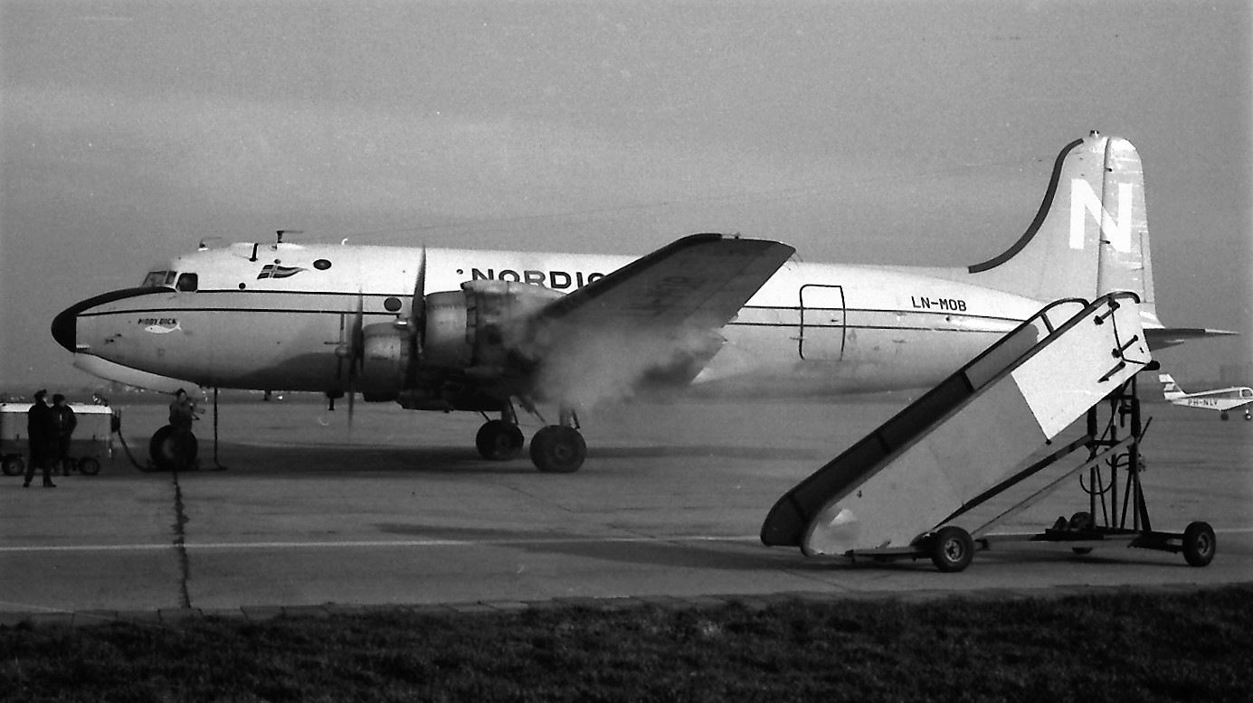 Naam: 16. Douglas DC-4 LN-MOB Nordic.jpg
Bekeken: 1647
Grootte: 212,6 KB