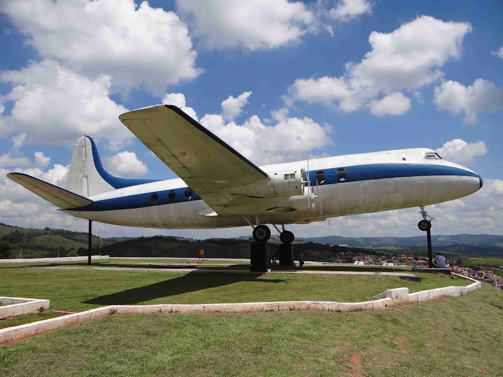 Naam: Vickers Viscount 701 - PP-SRJ, cn 15 , Araariguama..jpg
Bekeken: 444
Grootte: 140,6 KB