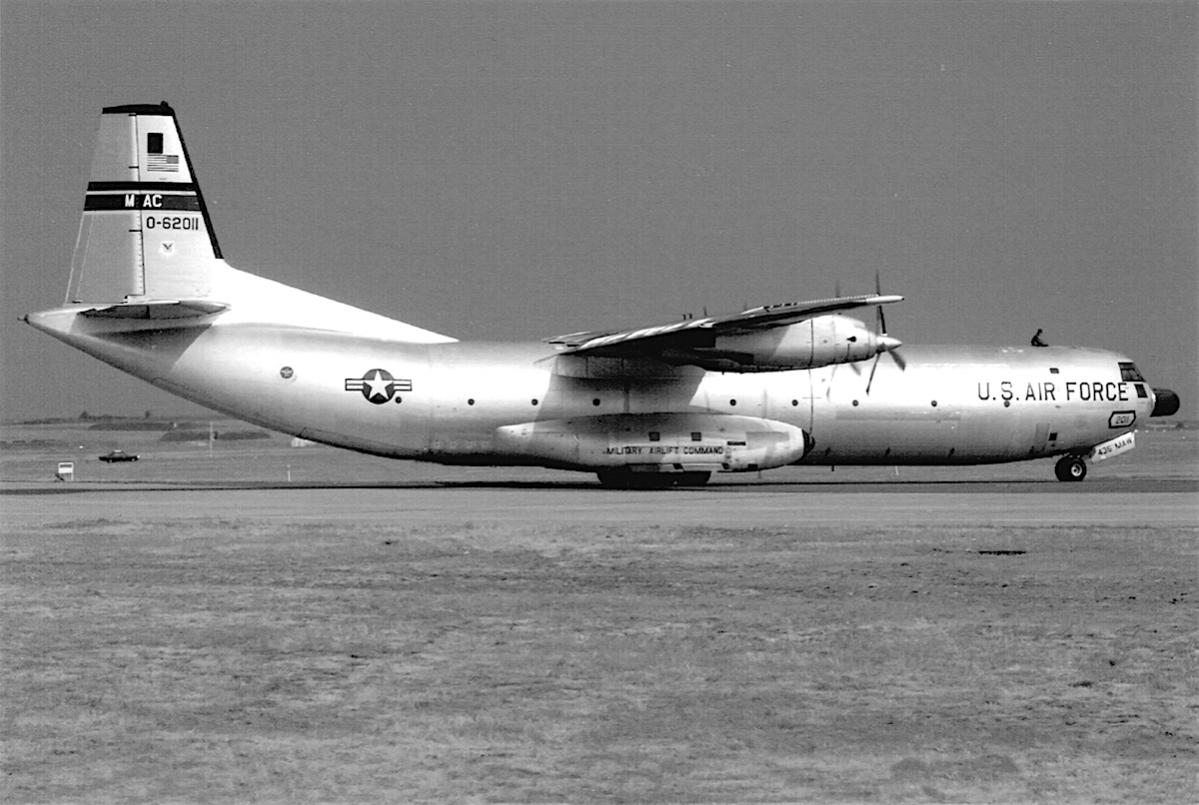 Naam: Foto 388. Douglas C-133 Cargomaster, geen kleur, kopie.jpg
Bekeken: 731
Grootte: 114,9 KB