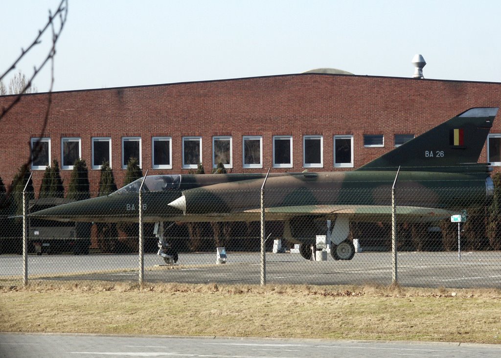 Naam: Gateguard Dassault Mirage V  - Evere , Belgium.jpg
Bekeken: 290
Grootte: 177,7 KB