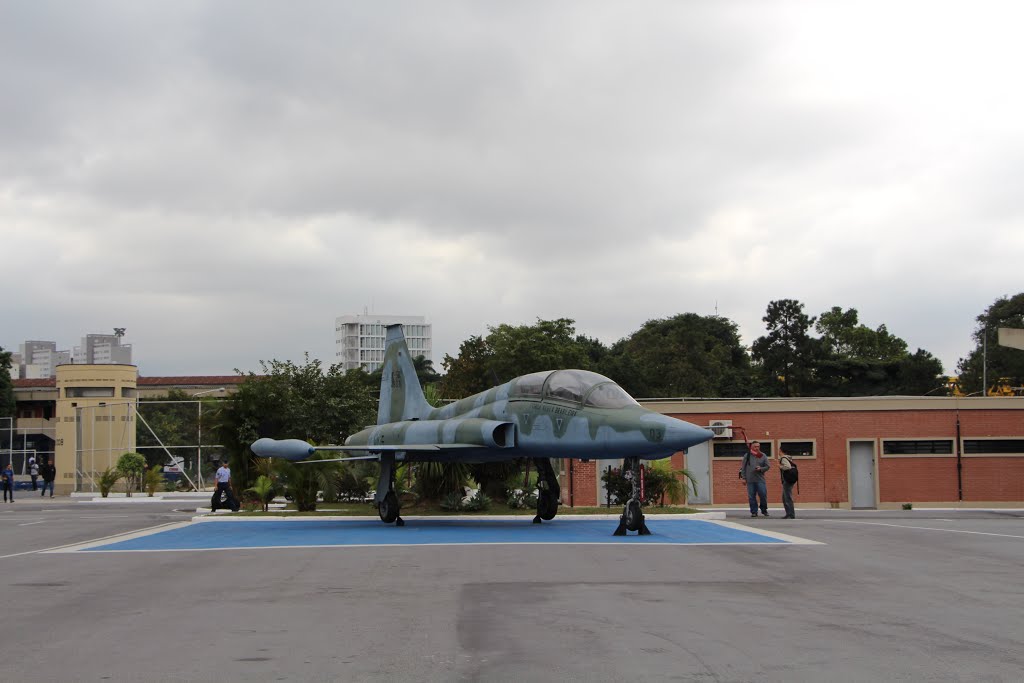 Naam: Northrop F-5B , S�o Paulo..jpg
Bekeken: 507
Grootte: 66,6 KB