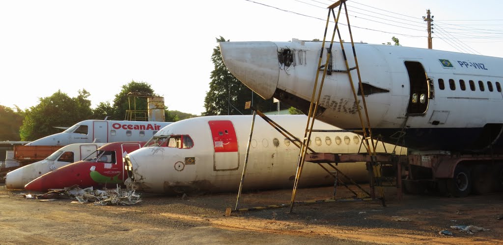 Naam: Diverse rompen - Campinas.jpg
Bekeken: 731
Grootte: 84,1 KB