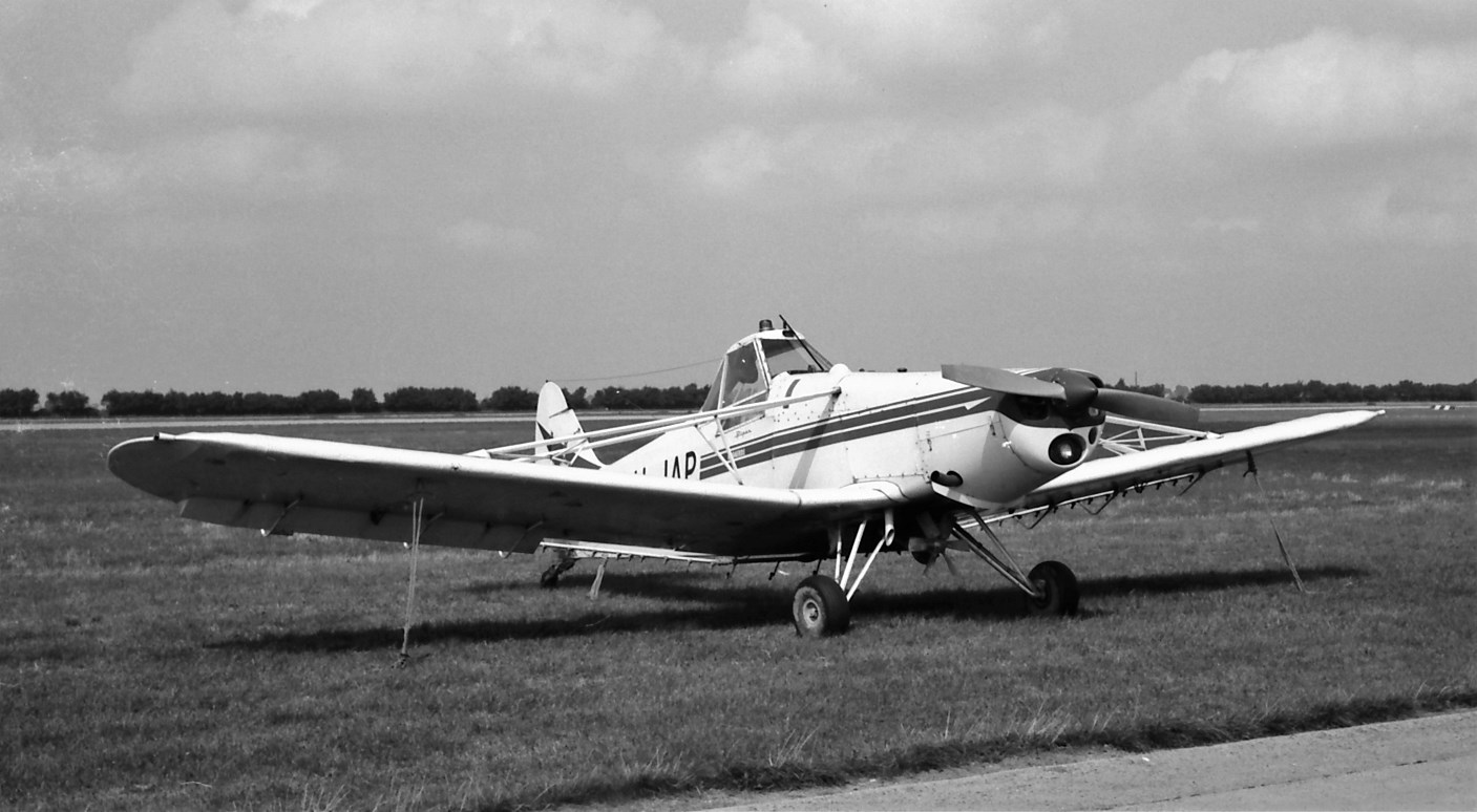 Naam: 81. PH-JAP Piper PA-25-235 Pawnee.jpg
Bekeken: 650
Grootte: 189,0 KB
