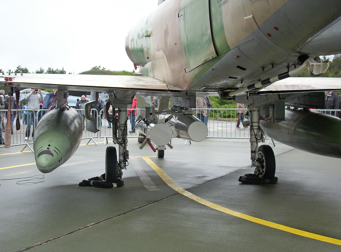 Naam: 030.jpg
Bekeken: 521
Grootte: 384,9 KB