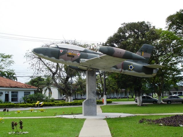 Naam: Aermacchi MB 326 ( AT-26 Xavante ) Sant Cruz air base..jpg
Bekeken: 292
Grootte: 79,2 KB