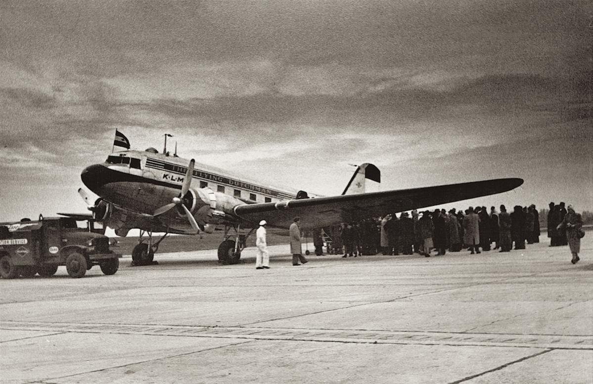 Naam: Foto 5. Duitsland 'PH-TBP'. Dakota KLM, kopie.jpg
Bekeken: 562
Grootte: 149,3 KB