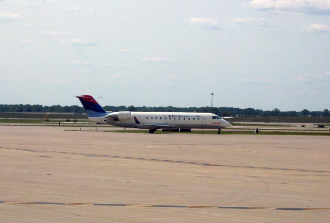 Naam: hsv int airport20.jpg
Bekeken: 605
Grootte: 62,2 KB