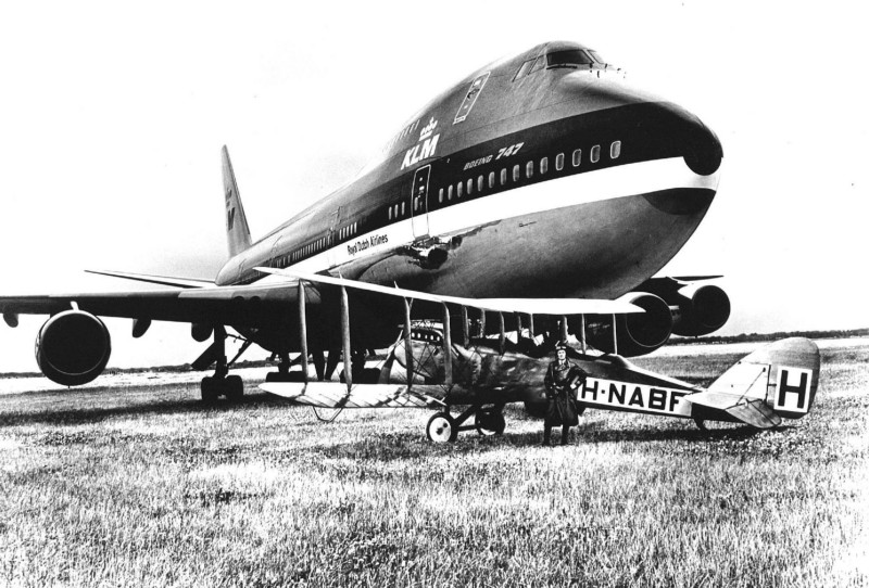 Naam: DH-9-B-747.jpg
Bekeken: 1487
Grootte: 134,4 KB