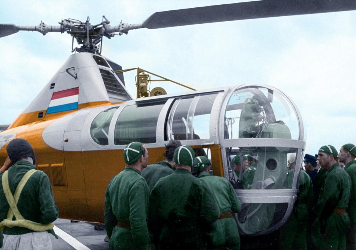 Naam: PH-HAA Sikorsky S-02 copy.jpg
Bekeken: 1432
Grootte: 114,9 KB