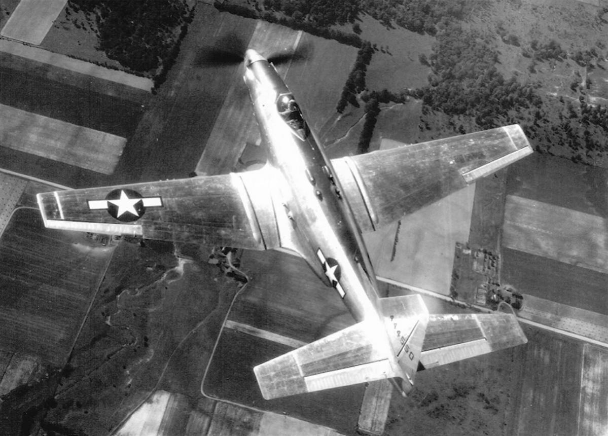 Naam: Foto 406. Fisher XP-75, kopie.jpg
Bekeken: 624
Grootte: 141,3 KB