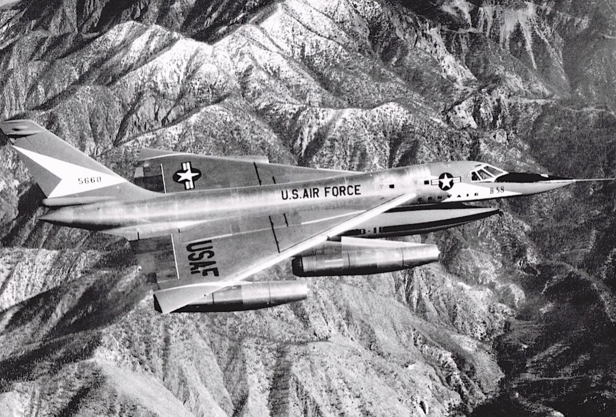 Naam: Foto 419. Convair B-58 Hustler, kopie.jpg
Bekeken: 941
Grootte: 227,9 KB
