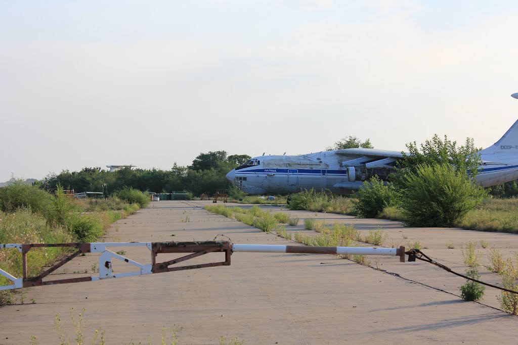 Naam: Il-76 - Kriviy Rig, Ukraine.jpg
Bekeken: 558
Grootte: 96,8 KB