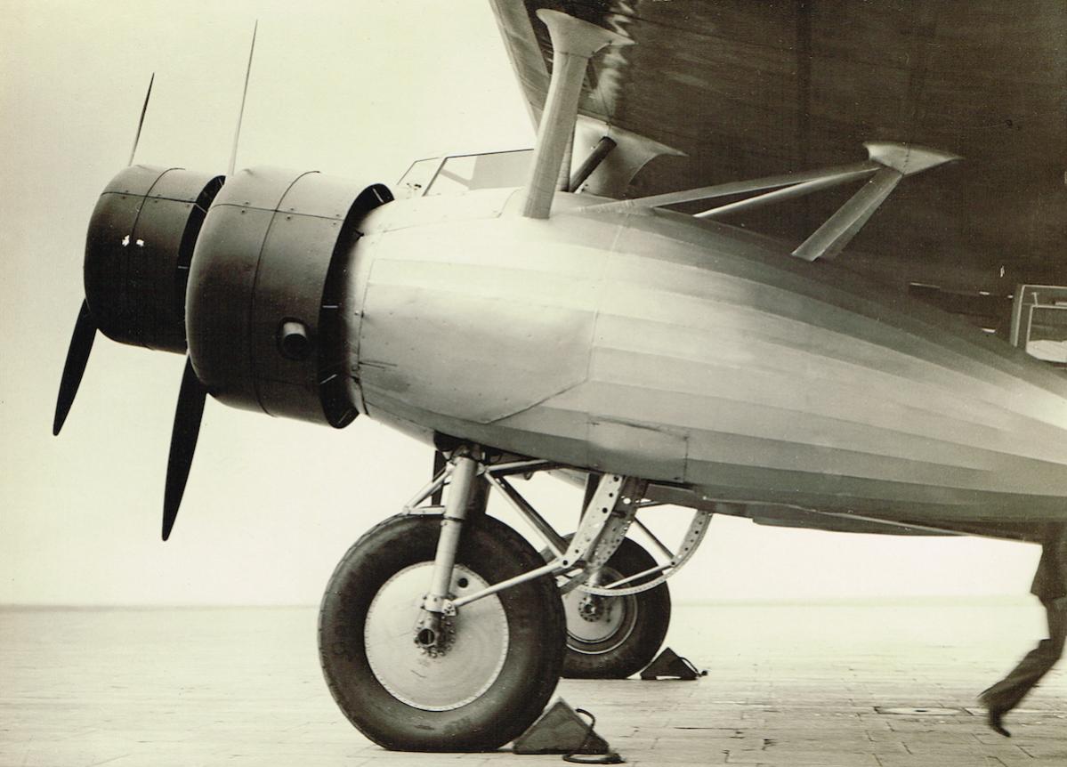 Naam: Foto 164. Fokker F.XX, kopie.jpg
Bekeken: 1149
Grootte: 102,3 KB