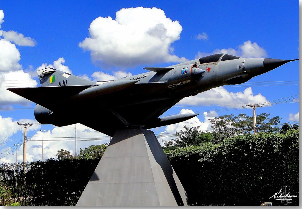 Naam: Mirage III - Brasilia..jpg
Bekeken: 442
Grootte: 130,8 KB