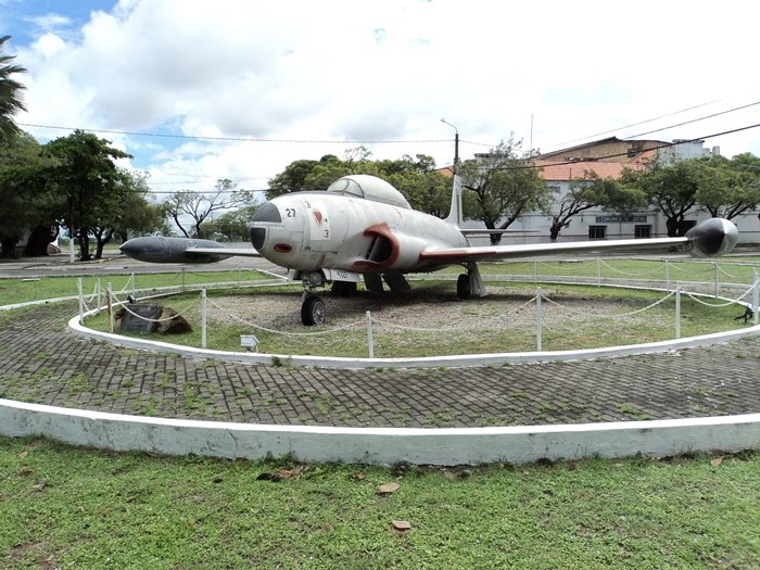 Naam: Lockheed T 33 - Base Area de Fortaleza..jpg
Bekeken: 323
Grootte: 111,9 KB
