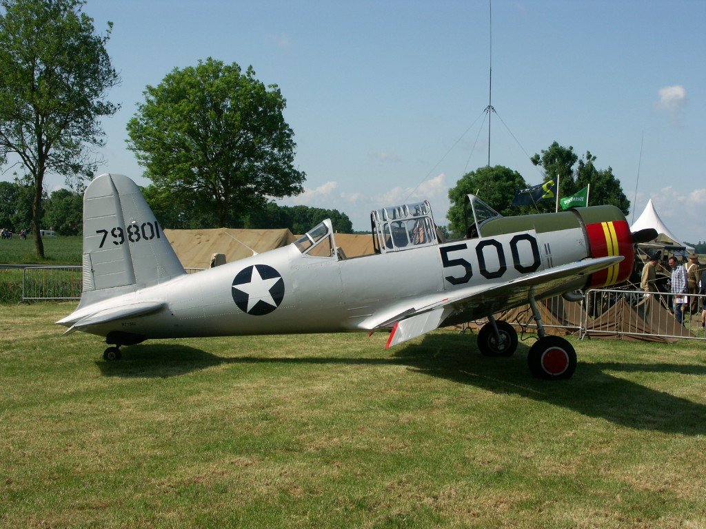 Naam: Vultee BT-13B Valiant (79-801) N71502 (5).jpg
Bekeken: 1307
Grootte: 247,1 KB