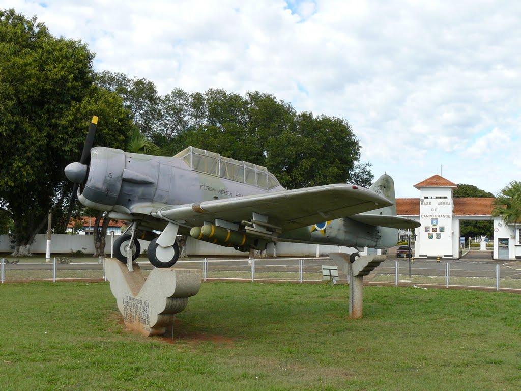 Naam: T6 Harvard - Campo Grande ..jpg
Bekeken: 548
Grootte: 146,4 KB