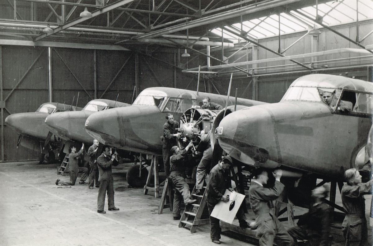 Naam: Foto 6. Fokker fabriek, werk aan Oxfords, kopie.jpg
Bekeken: 1285
Grootte: 141,7 KB