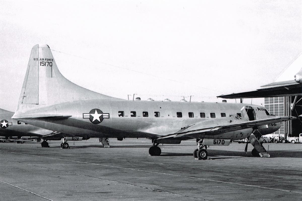 Naam: Foto 438. Convair T-29B, kopie.jpg
Bekeken: 770
Grootte: 104,4 KB