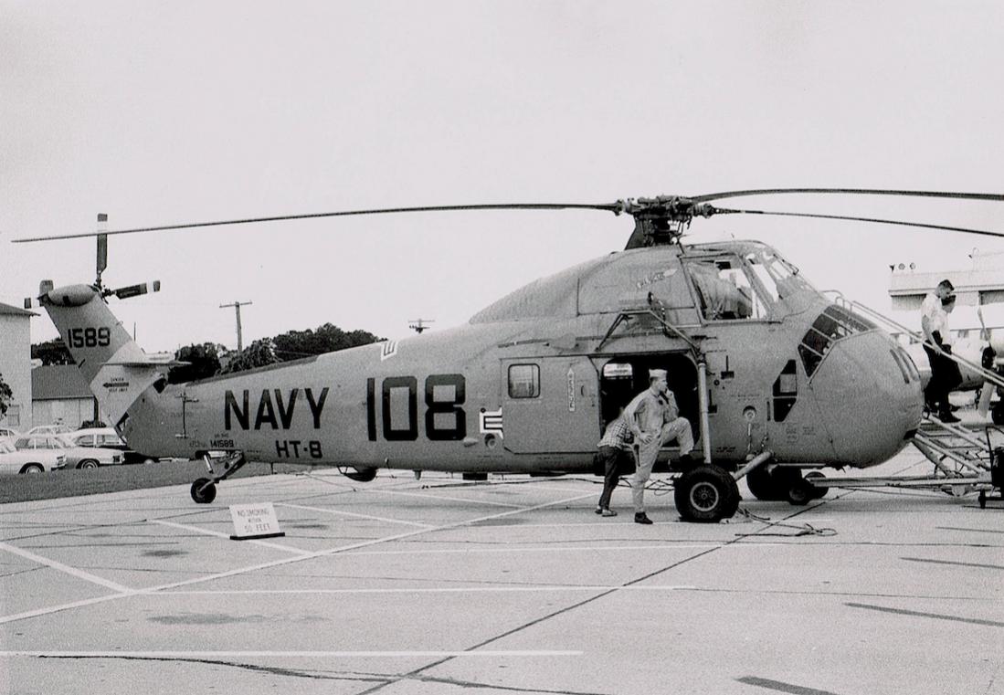 Naam: Foto 444. Sikorsky UH-34G (141589, '108') van HT-8 (is Helicopter Training Squadron) at Keesler .jpg
Bekeken: 666
Grootte: 103,9 KB