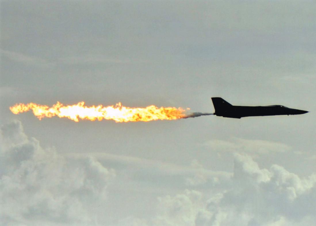 Naam: Foto 448. General Dynamics F-111 Aardvark, kopie 1100.jpg
Bekeken: 309
Grootte: 42,5 KB