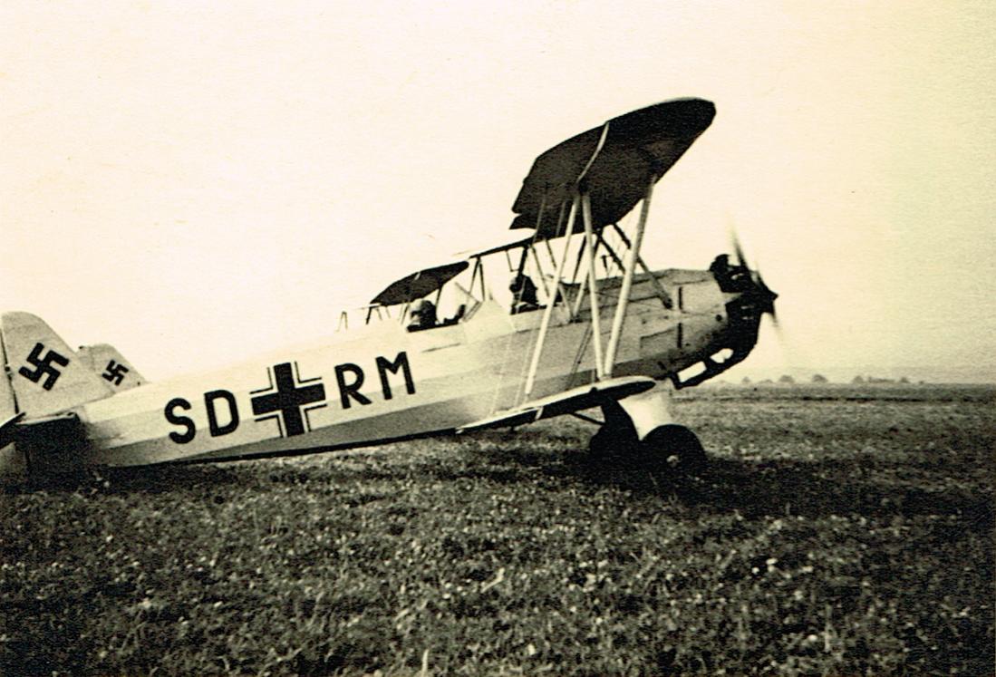 Naam: Foto 421. SD+RM. Focke-Wulf Fw 44 Stieglitz. 400 kopie 1100.jpg
Bekeken: 954
Grootte: 122,3 KB