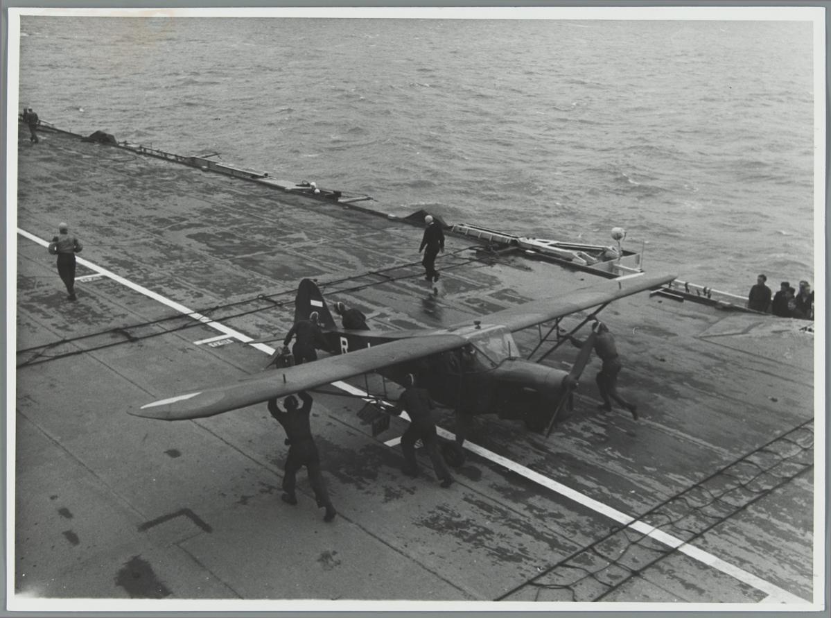 Naam: auster aan boord doorman 1.jpg
Bekeken: 1145
Grootte: 137,2 KB