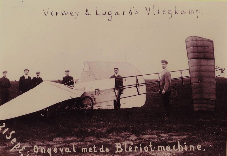 Naam: Ede airport ongeval Bleiot 21 september 1910.jpg
Bekeken: 697
Grootte: 110,5 KB