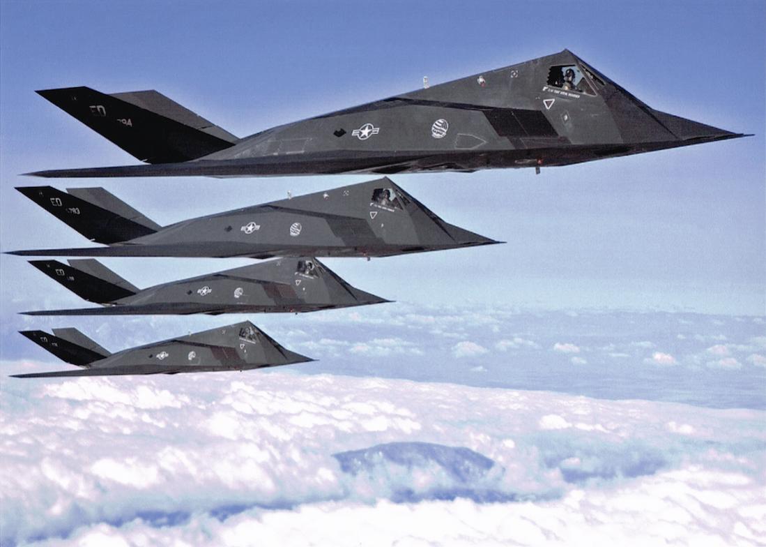 Naam: Foto 462. Formatie F-117's, kopie 1100.jpg
Bekeken: 496
Grootte: 82,2 KB