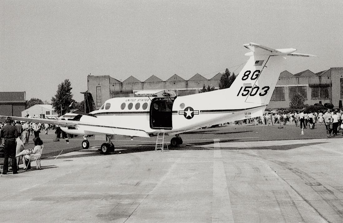 Naam: Foto 469. Beechcraft UC-12B Huron (MSN BJ-51) 161503, kopie 1100.jpg
Bekeken: 583
Grootte: 119,8 KB