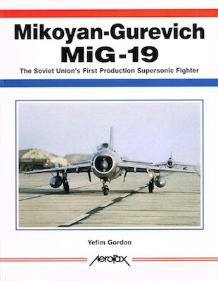Naam: MiG-19, vz. Aerofax uitgave 2003.jpeg
Bekeken: 465
Grootte: 37,7 KB