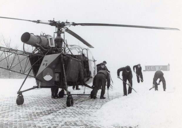 Naam: aloutte in de sneeuw.jpg
Bekeken: 1451
Grootte: 41,6 KB