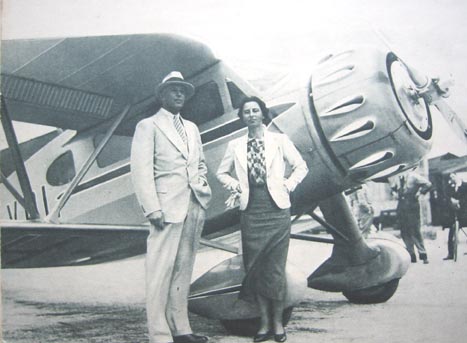 Naam: vliegveld oosvoorne 1930-Pander-Type-EH-van-Van-der-Leeuw.jpg
Bekeken: 2507
Grootte: 29,7 KB