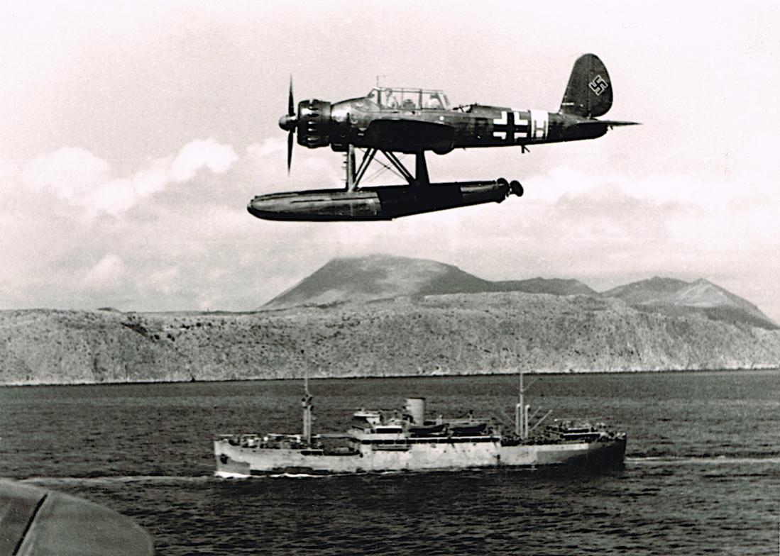 Naam: Foto 448. Arado Ar-196, vermoedelijk 7R+HK. Kreta, kopie 1100.jpg
Bekeken: 937
Grootte: 113,8 KB