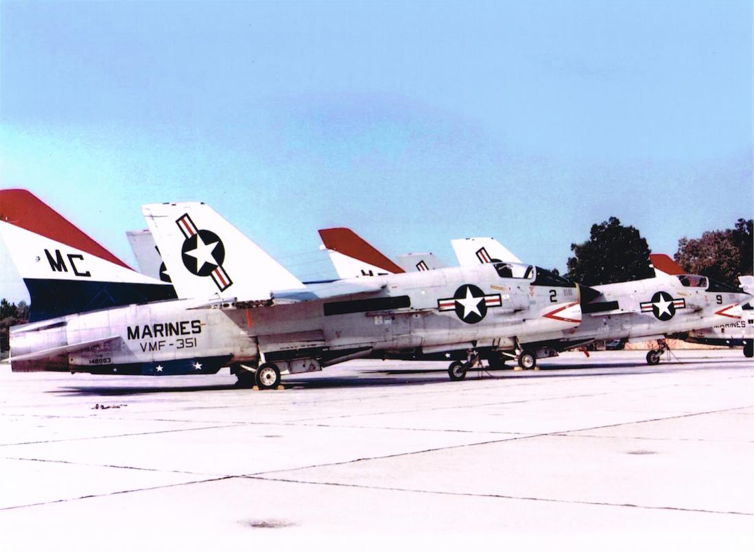 Naam: Foto 499. Vought F8U-2 Crusader. 146963, kopie 1100.jpg
Bekeken: 701
Grootte: 79,3 KB