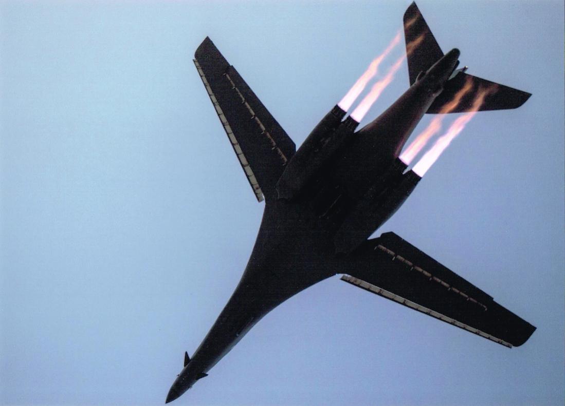 Naam: Foto 506. Rockwell B-1B Lancer, kopie 1100.jpg
Bekeken: 490
Grootte: 60,0 KB