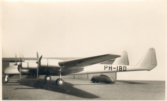 Naam: Fokker ontwerp 180.jpg
Bekeken: 1283
Grootte: 43,0 KB
