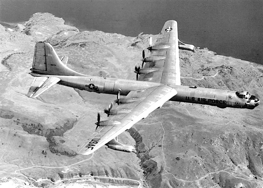 Naam: Foto 515. Convair RB-36D-20 Peacemaker (49-2701), kopie 1100.jpg
Bekeken: 498
Grootte: 153,8 KB