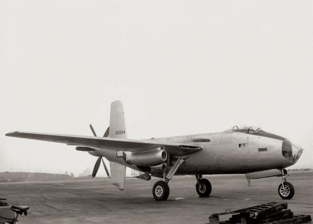 Naam: Foto 519. Douglas XB-42, kopie 1100.jpg
Bekeken: 424
Grootte: 54,8 KB