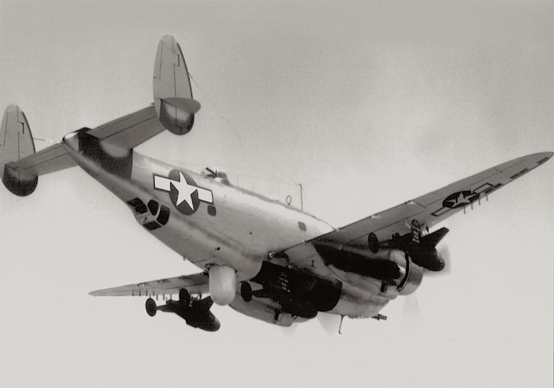 Naam: Foto 535. Lockheed Harpoon with Radar Guided %22Bat%22 Bombs, kopie 1100.jpg
Bekeken: 309
Grootte: 60,6 KB