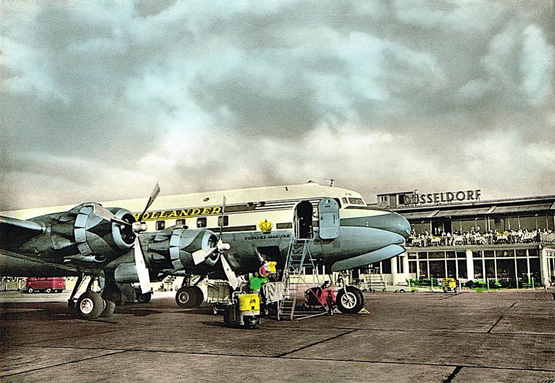 Naam: Kaart 702. PH-TPM (PH-DPM). Douglas DC-6 'Prinses Marijke' in Dsseldorf, kopie 1100.jpg
Bekeken: 688
Grootte: 175,7 KB