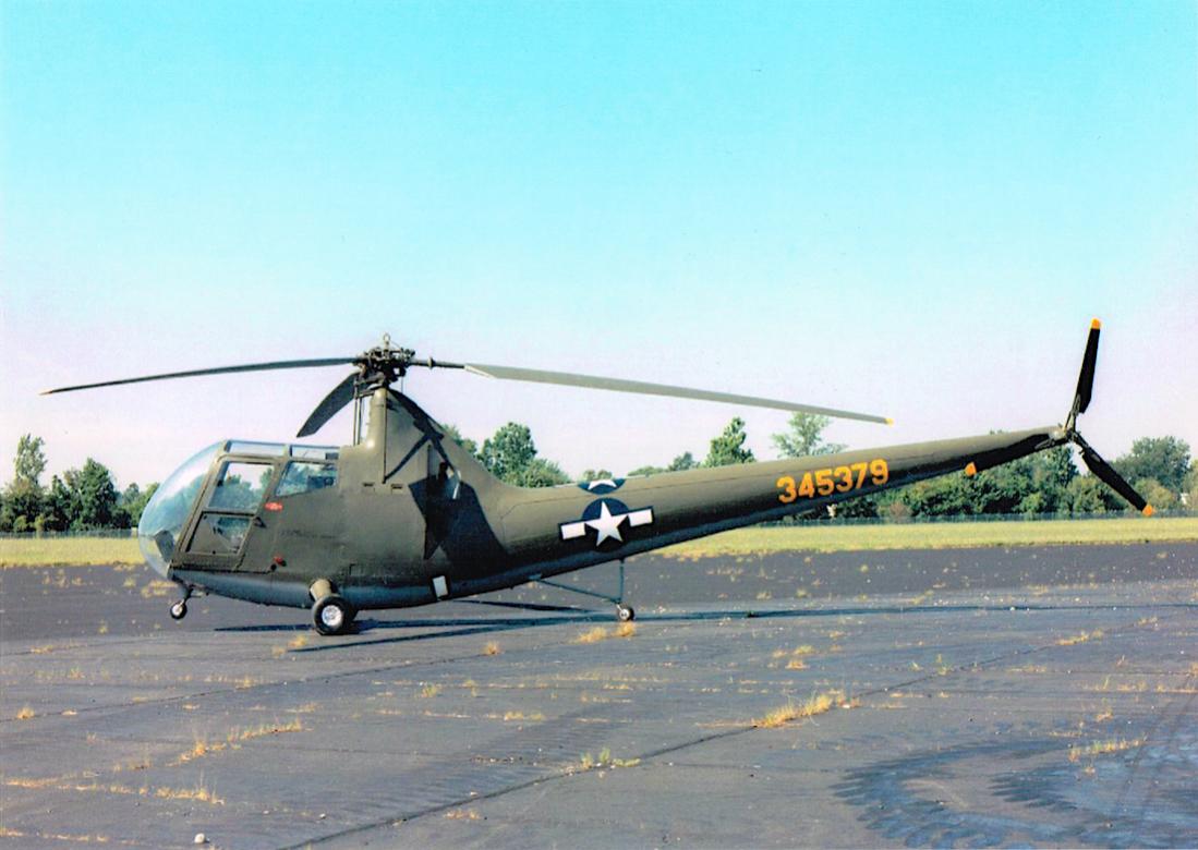Naam: Foto 562. Sikorsky R-6A (43-45379 : 345379). Nash-Kelvinator built. (US Navy HOS-1, Royal Navy %.jpg
Bekeken: 569
Grootte: 87,7 KB